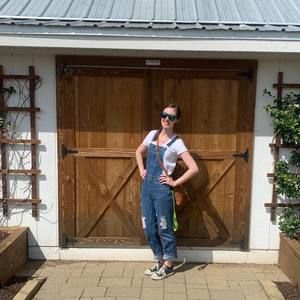 Meet your Posher, Jackie